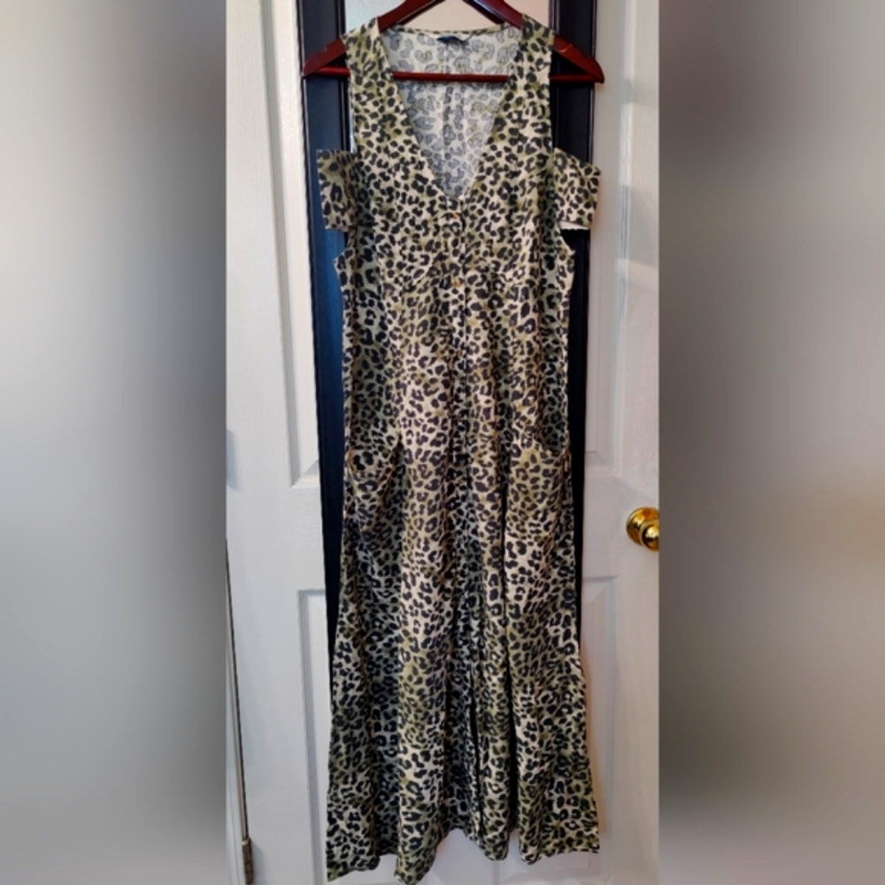 NWOT AEO Pocketed Leopard Print Maxi Dress